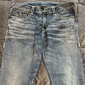 TRUE RELIGION relaxed straight jeans (Size US M 36)